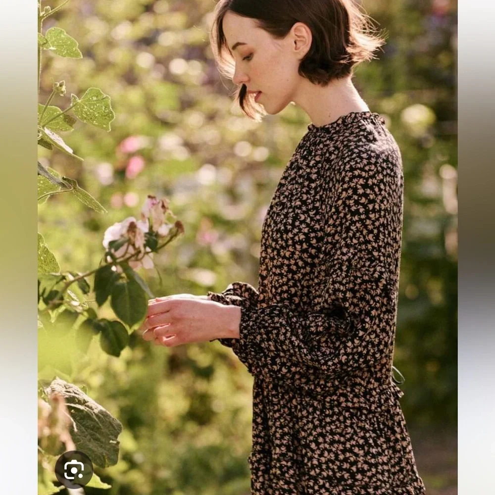 THE GREAT. The Windchime Dress in Crescent Floral - Picture 5 of 9